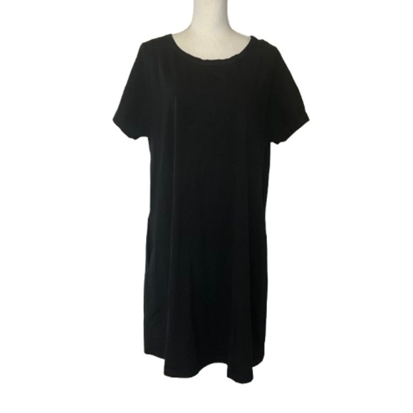COS black shirt dress with short sleeves and u-shaped neckline stained - Picture 2 of 12